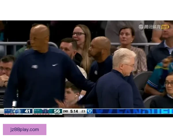 魔术主帅怒喷裁判连吃两次技术犯规被驱逐赛场爆发